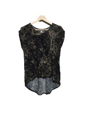 𝅺Xhilaration graffiti splatter hi-lo woven top size small